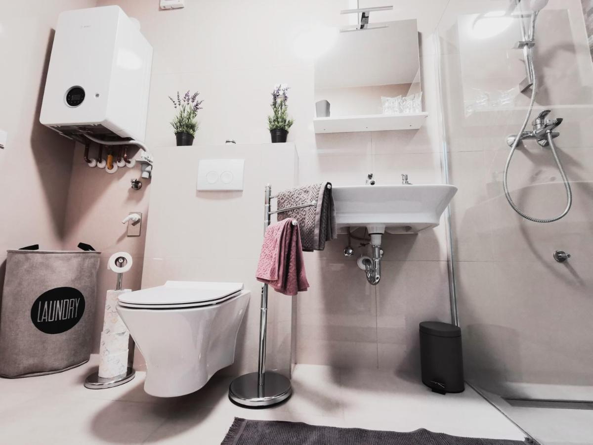 Apartman Angel Osijek Buitenkant foto
