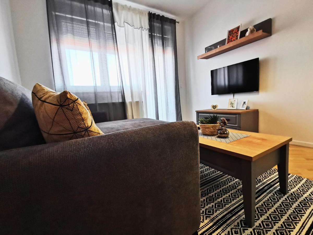 Apartman Angel Osijek Buitenkant foto
